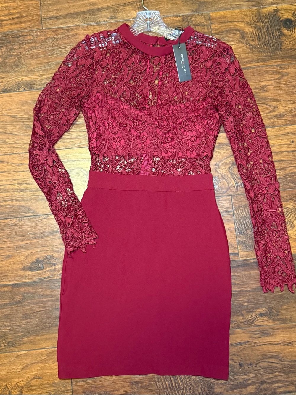 Romeo & Juliet Couture Burgundy Lace Illusion Bodycon Cocktail Mini Dress Sz Sm